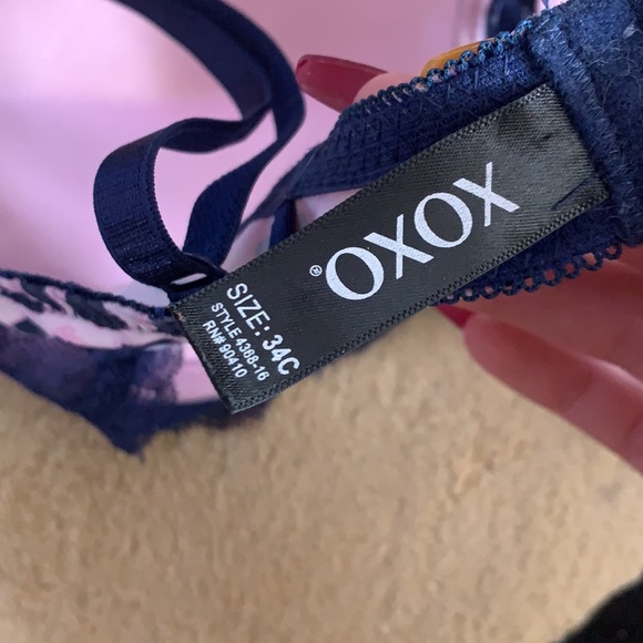 Set of Two Push Up Bras (34C) - Picture 6 of 6